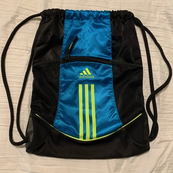 adidas Other - Adidas drawstring bag